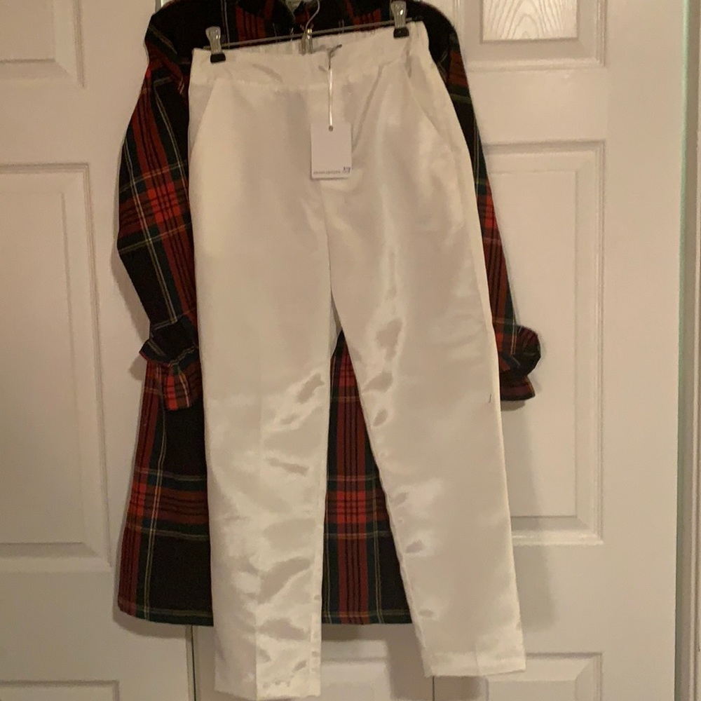 NWT LaRoque Christmas holiday pants